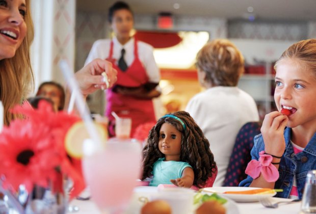 Things to do in Midtown Manhattan with kids: Tea at American Girl Cafe