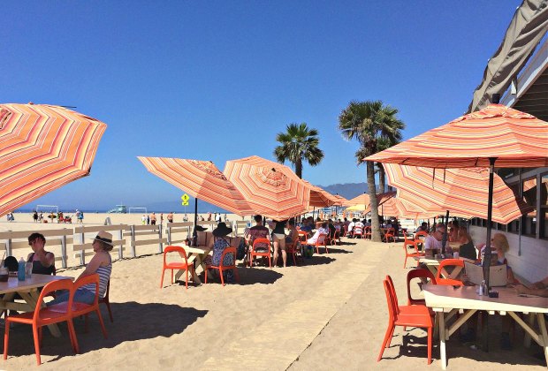 LA Restaurants with Outdoor Dining for Kids: Back on the Beach