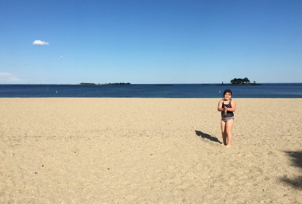 15 Great Beach Day Trips In Connecticut Mommypoppins