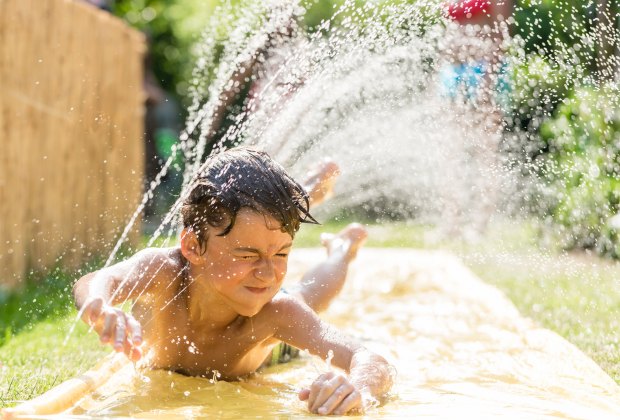 25 Water Games For Kids To Play All Summer Long Mommypoppins