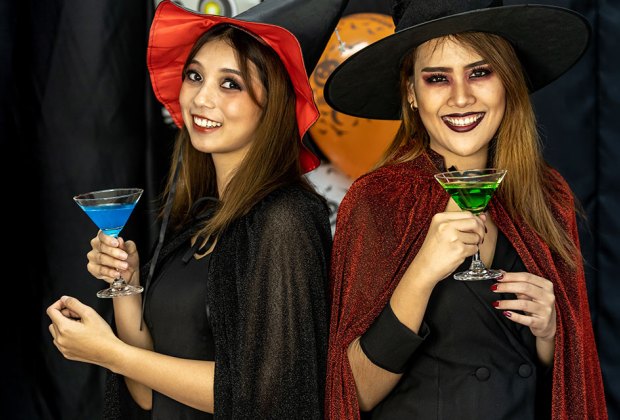 Halloween Party Game Ideas for Tweens and Teens Witches Brew