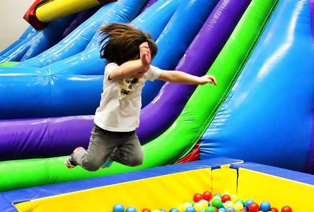 Bounce Houses And Trampoline Spots Where Nyc Kids Can Jump Mommypoppins Things To Do In New York City With Kids