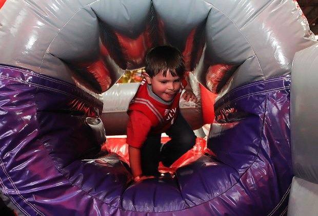 Bounce Houses And Trampoline Spots Where Nyc Kids Can Jump Mommypoppins Things To Do In New York City With Kids