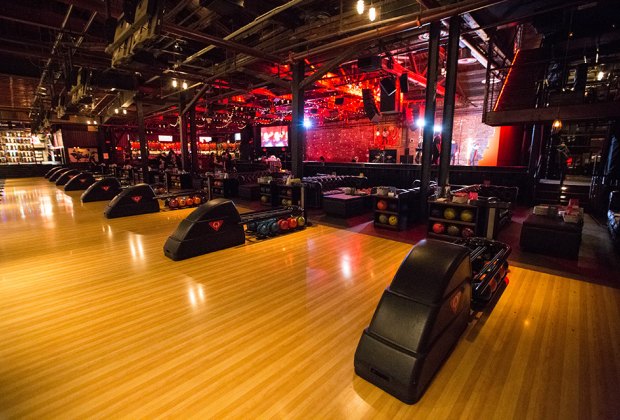 Family-Friendly Bowling Alleys in NYC: Brooklyn Bowl