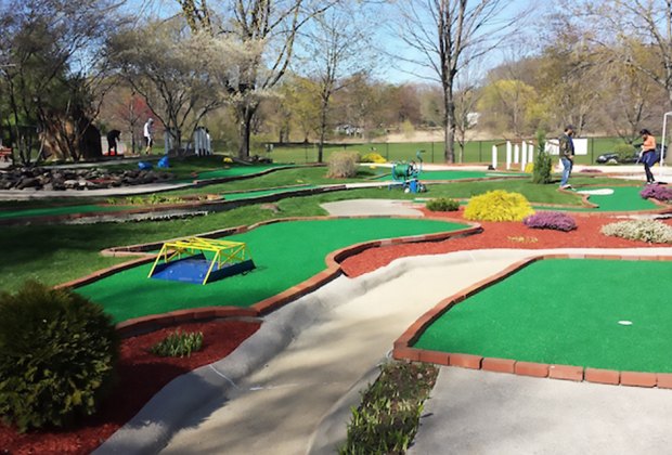 Mini Golf with Westchester Kids: Top Putt-Putt Spots | Mommy Poppins ...