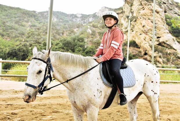 Traditional Outdoor Summer Camps for LA Kids: horseback riding camp cali