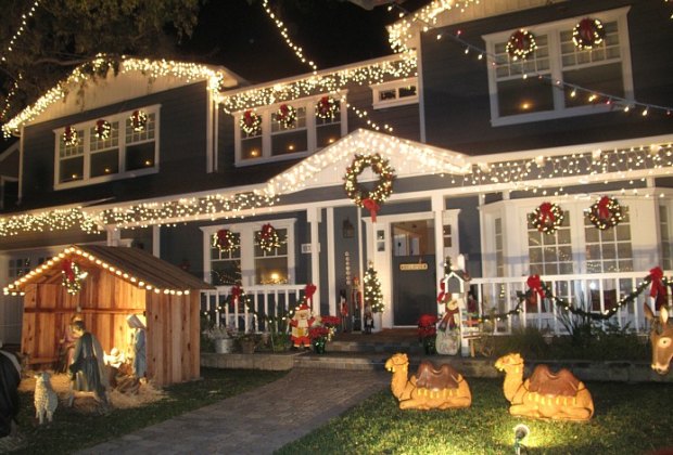 Best Christmas Light Displays And Home Holiday Decorations
