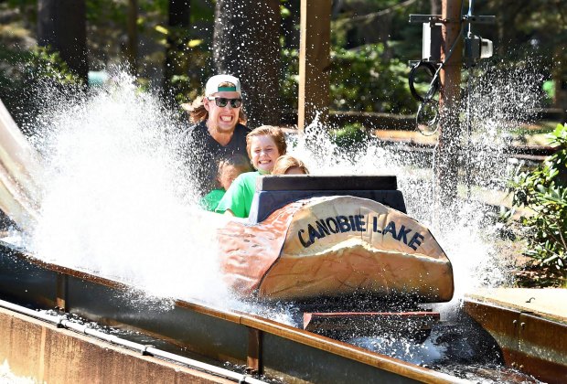 canobie lake park log flume ride