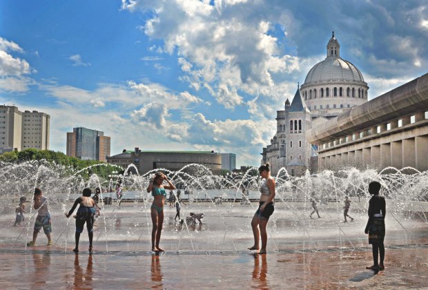 Image of the splash pad at the Christian Science Church.