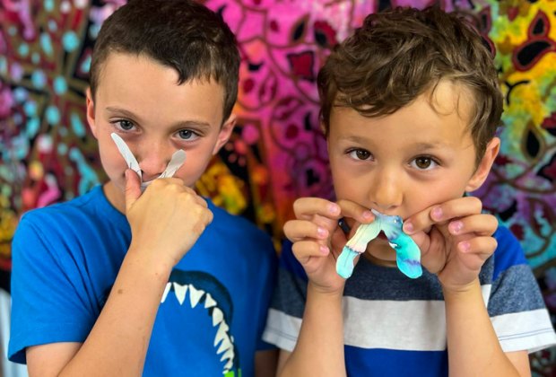 Photo of preschoolers at the Connecticut Art School