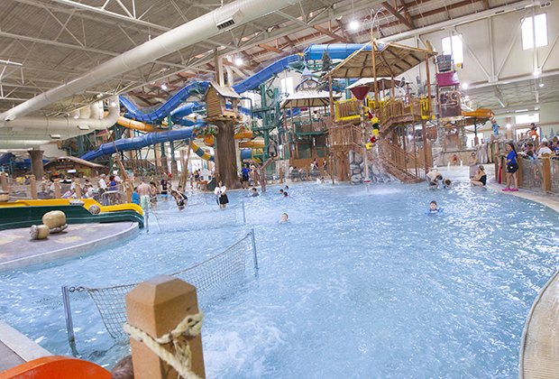 Weekend Getaway Make A Splash At Great Wolf Lodge Poconos