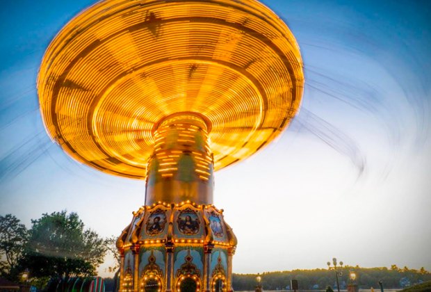 Photo of Da Vinci's Dream ride at Canobie Lake Park.