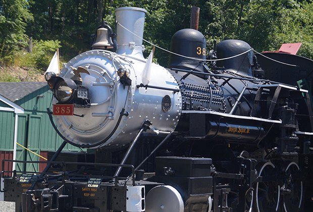 Ride Back in Time with the Kids at Whippany Railway Museum