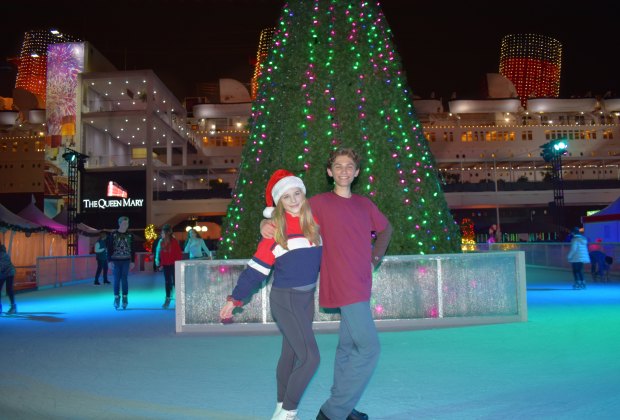 Queen Mary Christmas Chill Is In The Air And Lights Are On