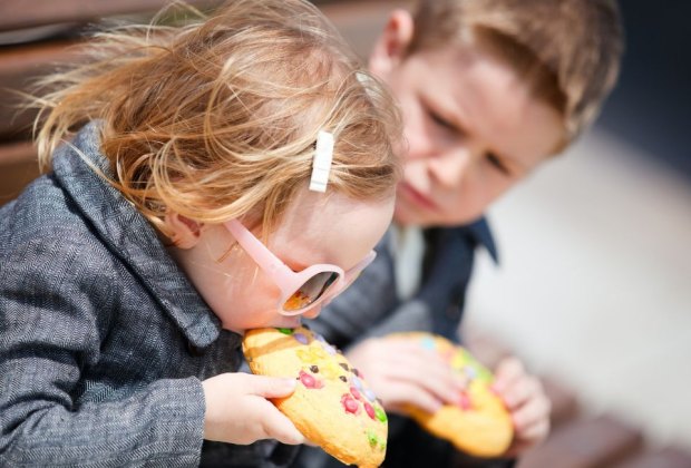 Image of kids with cookies - Things To Do in Hartford