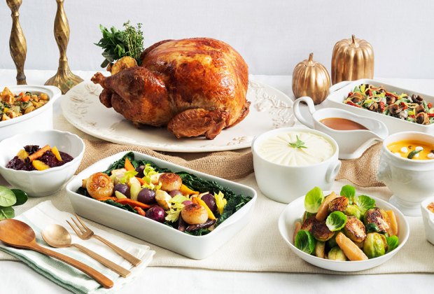 13 Restaurants Offering Thanksgiving Dinner Takeout In Nyc In 2020 Mommypoppins Things To Do 