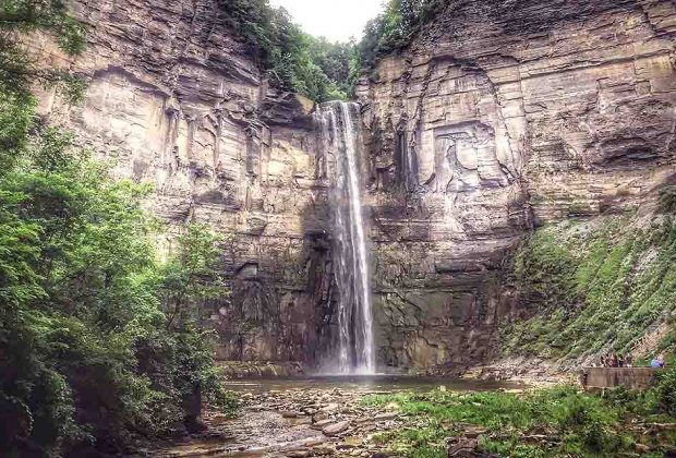 Things to do in New York Taghannock Falls