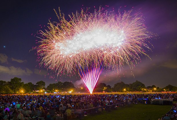 Beyond Macy's: Free Fireworks Across NYC for Summer 2017 | Mommy ...