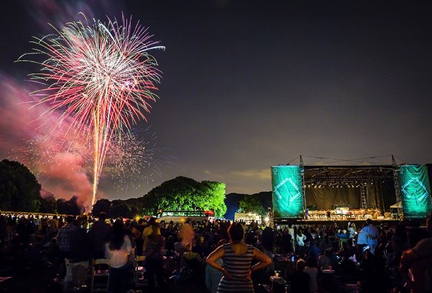 Free summer fireworks in NYC: New York Philharmonic in Prospect Park