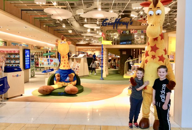 Toys R Us Is Back In Houston With A Playground Games More Ways
