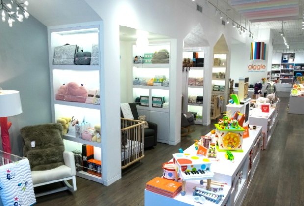 Restaurants MUJI offers a wide variety of good quality items from stationery to household items and apparel.