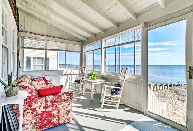 beach cottage sun porch overlooking the ocean