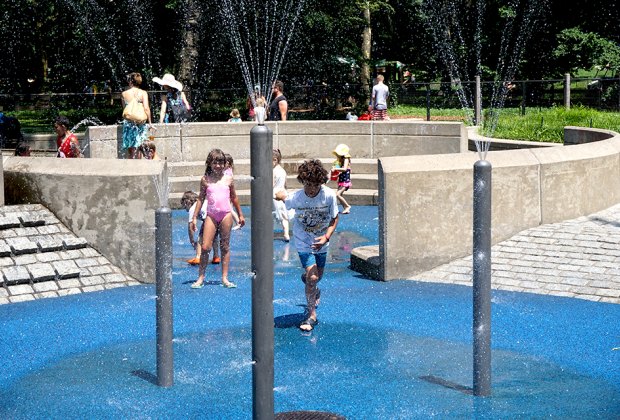 playground water play