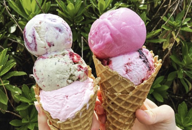 Image of massive ice cream cones - Best Ice Cream in Connecticut