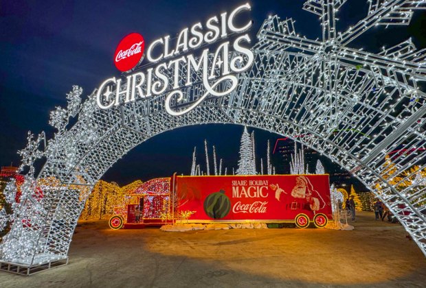 Houston A World of Holiday Magic Coca-Cola Classic Christmas Opens at Memorial City Mall