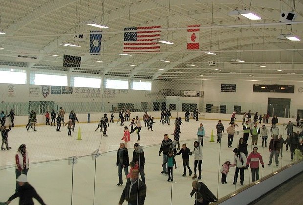 Ice Skating at Veterans Memorial