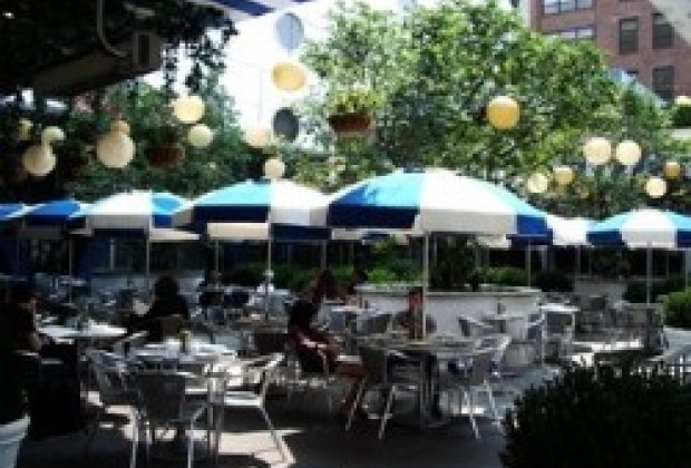 20 NYC Outdoor Dining Options with Kids | Mommy Poppins - Things To Do in New York City with Kids