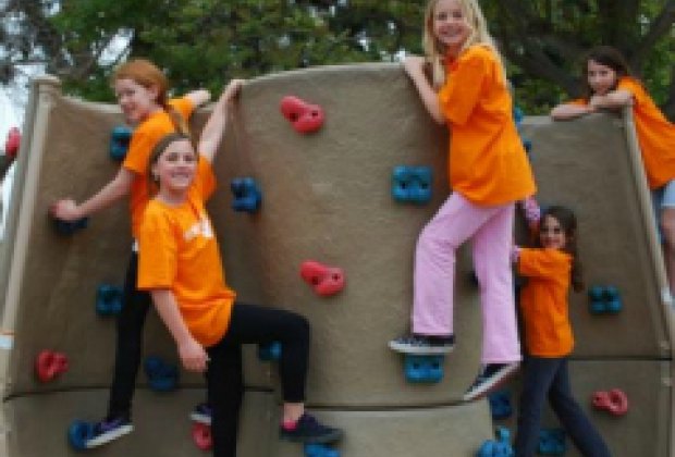 Winter Break Camps for Los Angeles Kids on School Vacation null