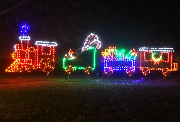 Our Visit to Fantasy of Lights in New Haven County | MommyPoppins ...