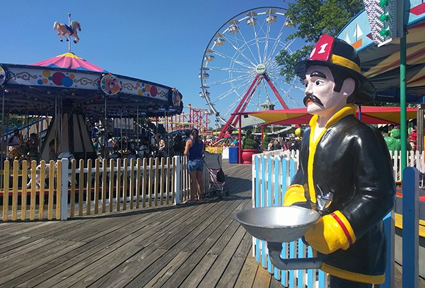Playland Park: Old-Fashioned Amusement Park Fun in Rye