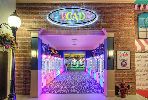 Best New Jersey Arcades To Visit with the Kids Enter the massive arcade at iPlay America for hours of fun.