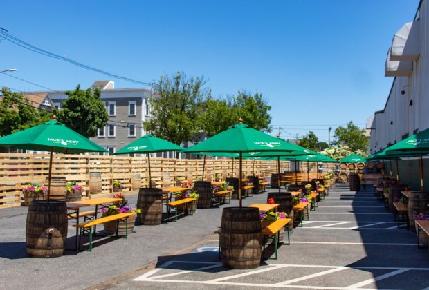 Image of family-friendly outdoor dining at Jack's Abby in Framingham.