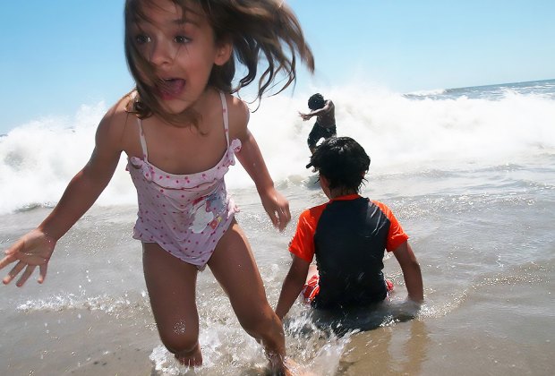 Best Beaches Near Nyc A Guide For Families Mommypoppins - 