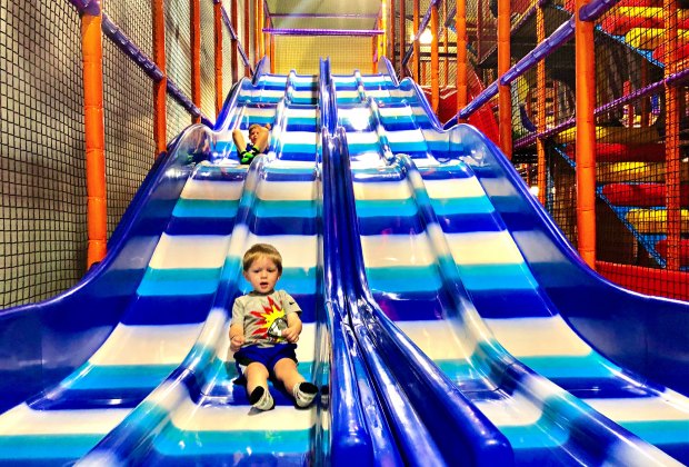 The Best Indoor Play Spaces For Houston Kids Mommypoppins Things To Do In Houston With Kids