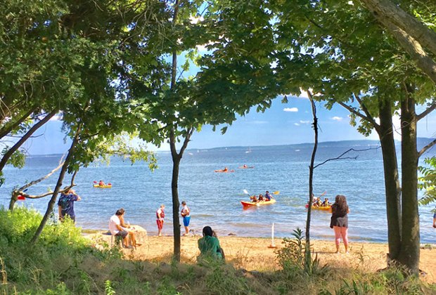 Things to do on Staten Island with kids: Kayak Staten Island with kids