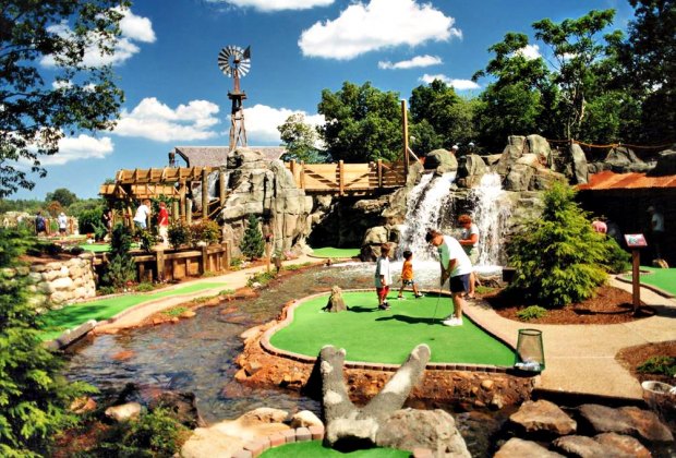 Fun Miniature Golf Courses In Greater Boston Mommypoppins