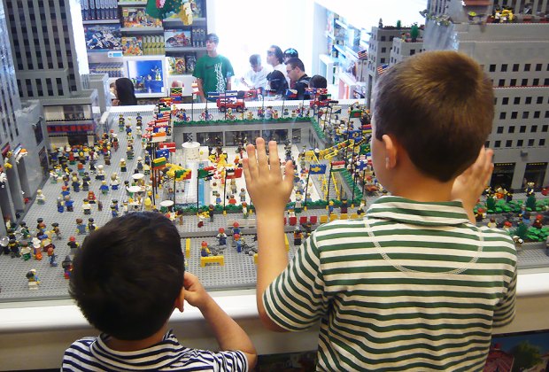 Lego Store in Rockefeller Center: Must-See New York City Megastore