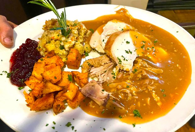 Restaurants Open on Thanksgiving on Long Island: Eric's Italian Bistro,