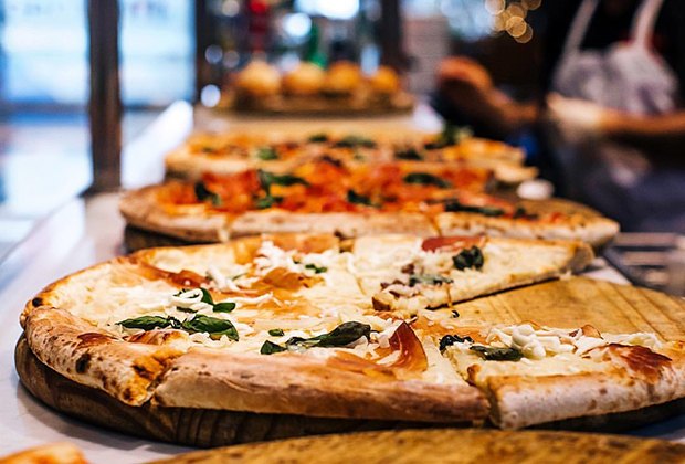 18 Family Friendly Nyc Food Halls For An Easy Delicious