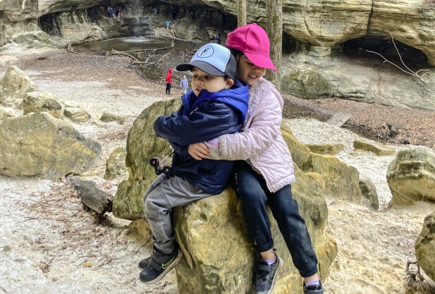 two kids having fun at Starving Rock, one of the best day trips from Chicago