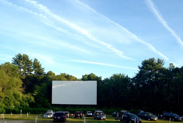 5 Drive-In Movie Theaters Near Boston | Mommy Poppins - Things To Do in Boston with Kids