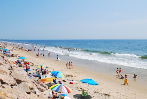 Photo of Misquamicut Beach- Connecticut Area Beaches