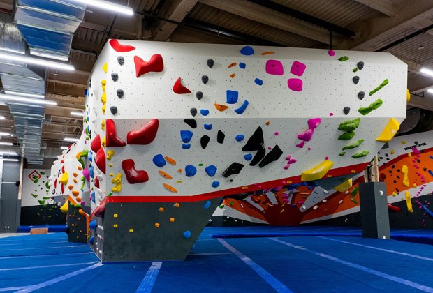 Kid-Friendly Rock Climbing Walls in New York City The Cliffs at Gowanus