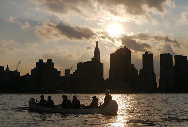 Free Kayaking, Canoeing, and Rowboat Options in New York 