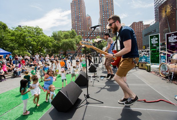 Free Things To Do With Nyc Kids All Summer 2019 Mommypoppins