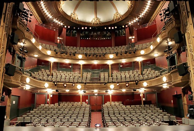 NYC Coronavirus Closings: Broadway, NYPL, Museums, and More Seats will go unoccupied at the New Vic for the remainder of the spring season. Photo courtesy of the venue